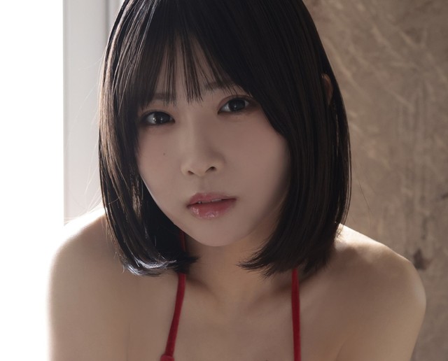 NMB48芳賀礼写真集『キラメキの証明』（撮影：佐藤裕之、ワニブックス）