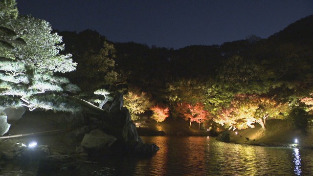 秋のライトアップ試験点灯　栗林公園　高松市栗林町　18日