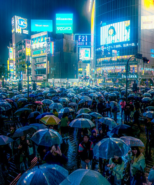 2019-shibuya（提供：サイバーパンクな写真集をクラファン中のキツネツキさん）
