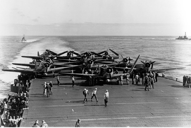 写真】米軍が記録していたミッドウェー海戦：朝日新聞GLOBE＋