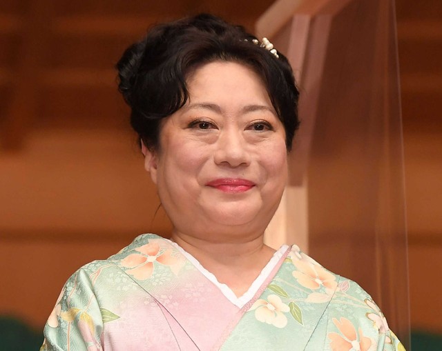 山村紅葉