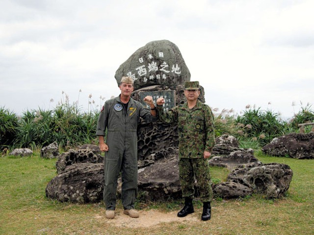 前軍