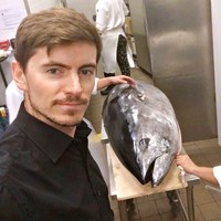日本料理店で修行していたとき、大きなマグロを目にして驚いたそう（画像提供：ラトビア人ロマンさん）