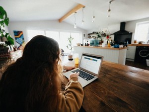 頭がいいはずの私が大学は全落ち。悔しさを隠して生きたけれど