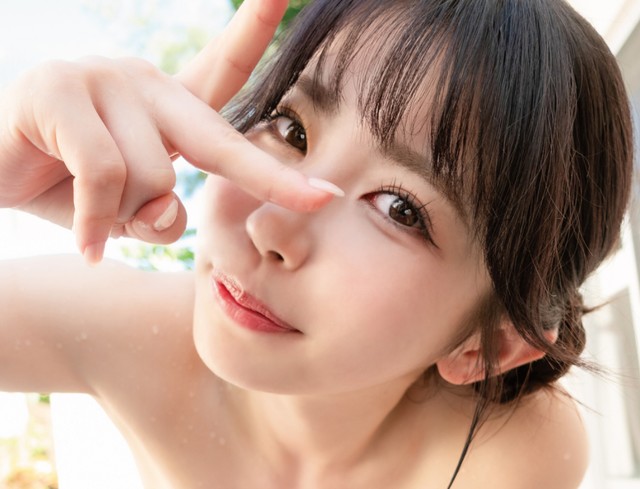 葵いぶき写真集『traveling』 