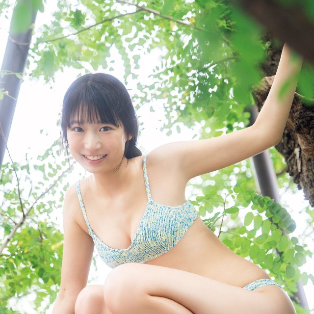 百田汐里(C)光文社/週刊FLASH 写真◎佐藤佑一