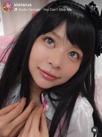 エルフ荒川インスタグラム（＠khkhkhzk）より