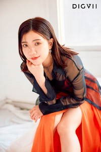 福田麻貴デジタル写真集「Radiant Beauty」（主婦と生活社）より