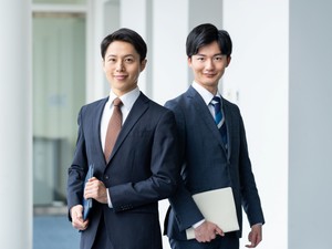 司法書士と税理士の違いは？　対応業務や費用、依頼すべきケースを解説