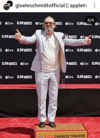 Gary Oldman & Gisele Schmidt (@giseleschmidtofficial)のインスタグラムより