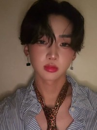 リップやチークなどトレンドアイテムを使ってメイク／スカイピョンさん（@sky_pyon）提供