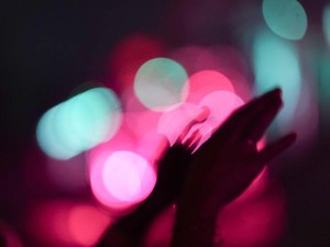 似合わないと遠ざけていたピンク。「女の子らしさ」を手に入れた今