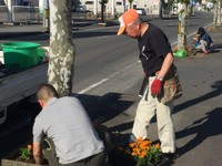 住み良い街づくりに貢献する商店会のみなさん※気仙沼新中央商店会提供