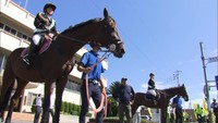 「馬の上」から交通安全を呼びかけ　高校生が“騎馬警察官”に　香川