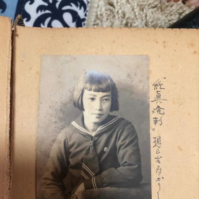 祖母の学生時代の写真／やまんさん（@yamn_sky）提供