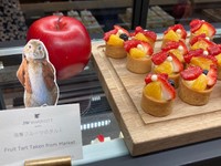 映画「ピーターラビット2／バーナバスの誘惑」公開を記念した「JW マリオット・ホテル奈良」のアフタヌーンティーブッフェ（提供）