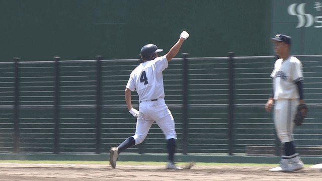 2回に先制打を放った関西・中塚