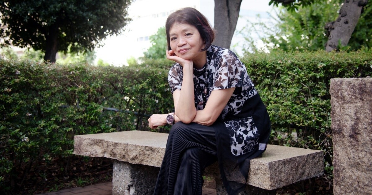 斎藤美奈子さん『挑発する少女小説』インタビュー 「良妻賢母」の