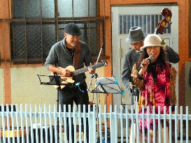 保護犬・保護猫に新たな居場所を！　チャリティ・コンサート