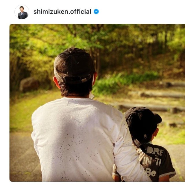 フリーアナウンサー清水健さんの公式インスタグラムから