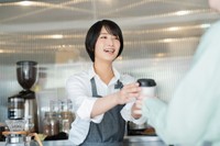 アルバイト就業者が適正だと思う最低賃金は「1200円」※画像はイメージです（One/stock.adobe.com）