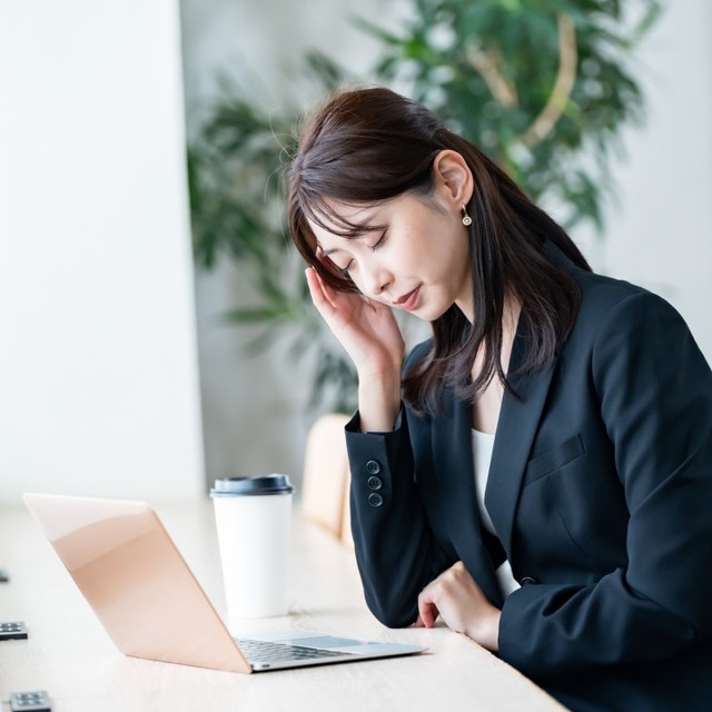 容姿も収入も申し分ないと思うのに…　※画像はイメージです（ponta1414/photoAC）