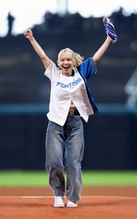 マウンドでガッツポーズのSoala