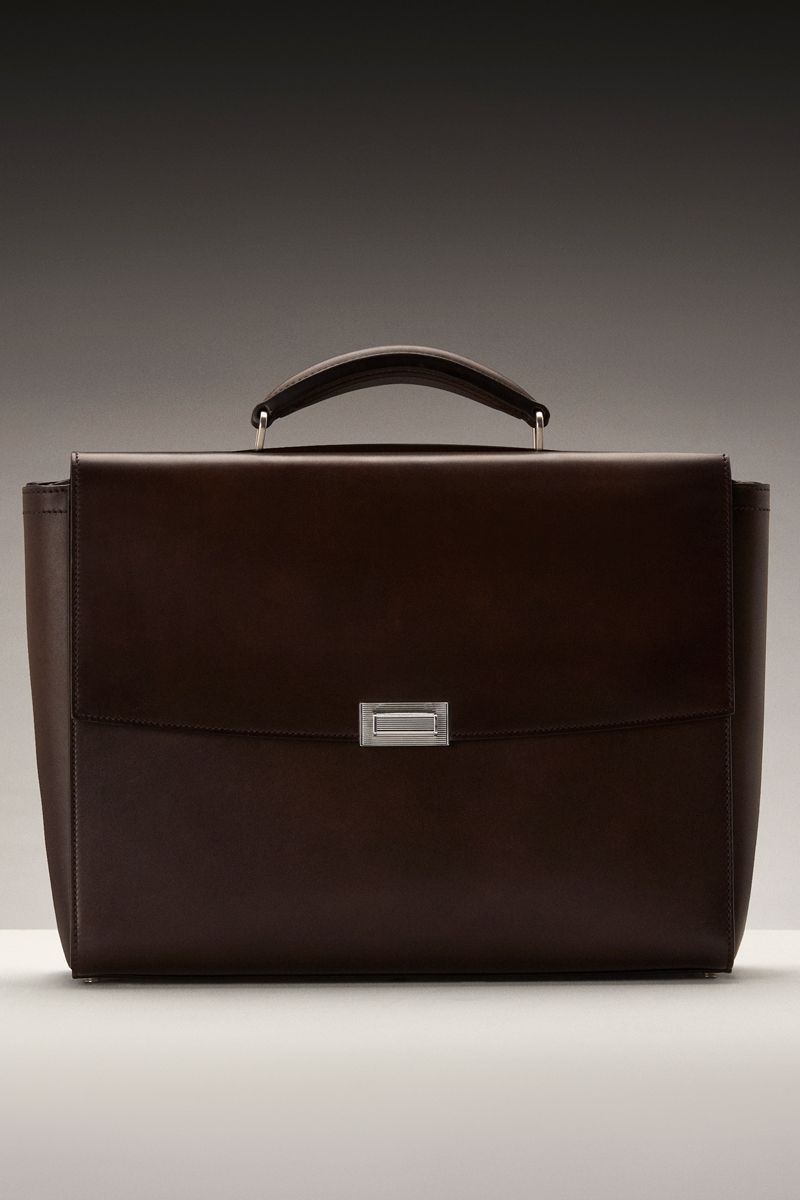 800-1200_Alfred-40-Patina-Calf-in-Chocolate