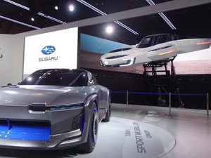 ジャパンモビリティショーが映し出す自動車業界の大革命　無人運転、EV、空飛ぶクルマ