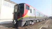 JR四国の新型特急2700系が営業運転開始へ　8月6日に高松駅で出発式