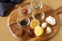 酢や梅干し、スパイス、わさびといった菌の増殖を抑える効果が期待できる食材を取り入れよう（提供画像）