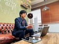 父の自死を機に財務コンサルタントへ　「資金繰り改善、まず経費分析から」