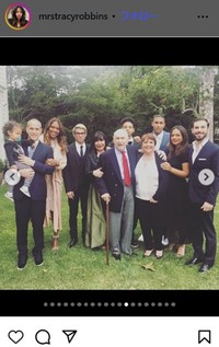 トレイシー・ロビンスのインスタグラム＠mrstracyrobbinsより