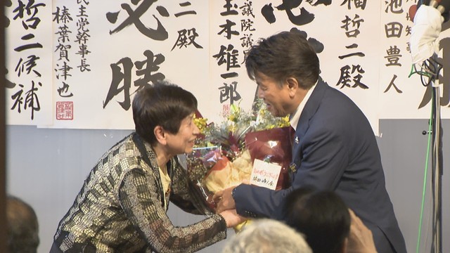 有福さんの選挙事務所　坂出市　11日午後5時過ぎ