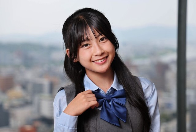 “日本一かわいい中一”に選ばれたのの花さん