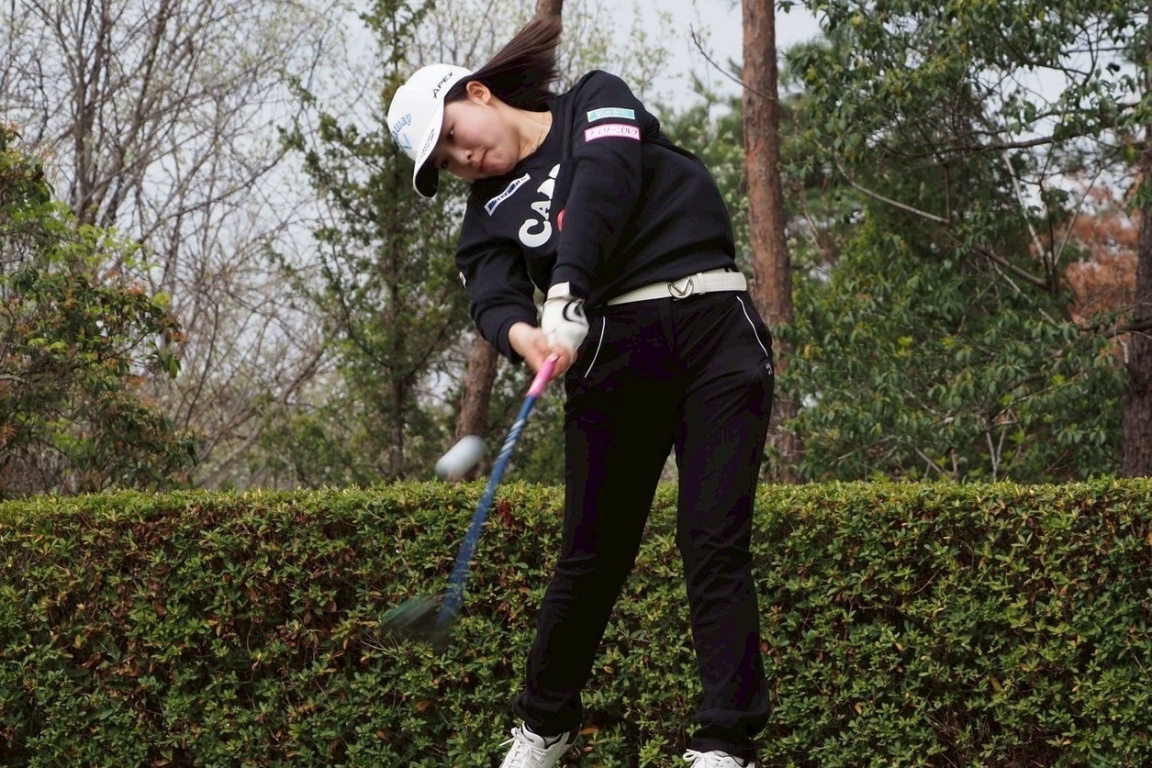 香川県 女子ゴルフ 菊田ひな