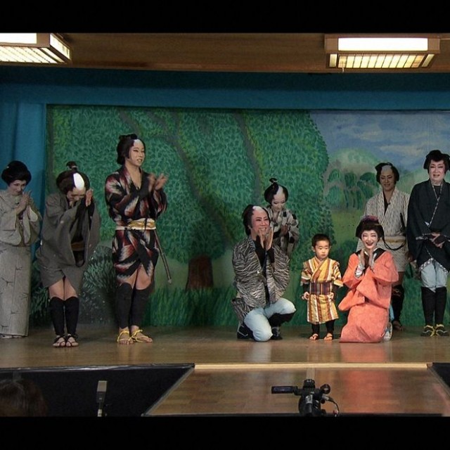 終演後、舞台に勢ぞろいⓒABCテレビ