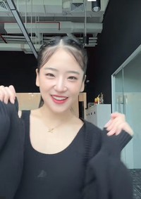 仲川遥香さんのTikTok（@haruchan210）から