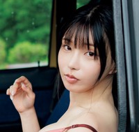 穂波あみ「週刊SPA! 」(扶桑社)8月4日号より＝撮影／鈴木ゴータ ヘアメイク／塩田結香 スタイリング／クメユナ