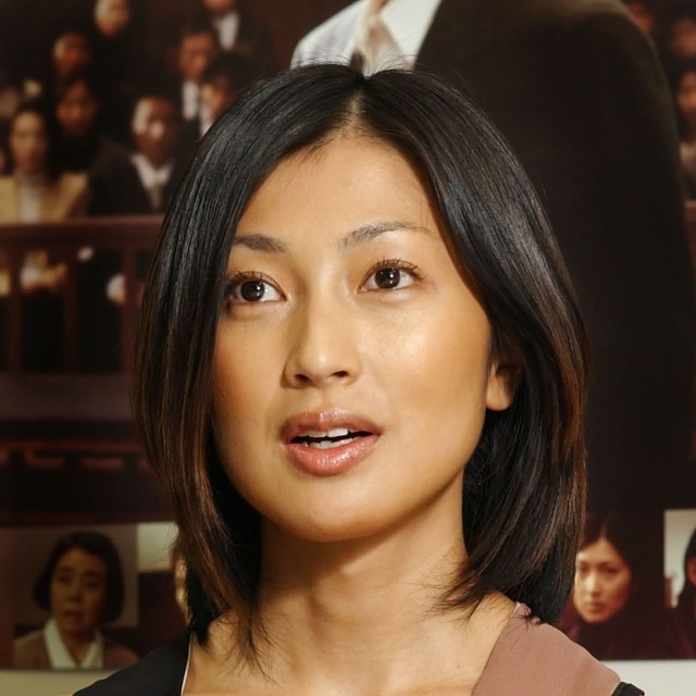 鶴田真由＝2004年