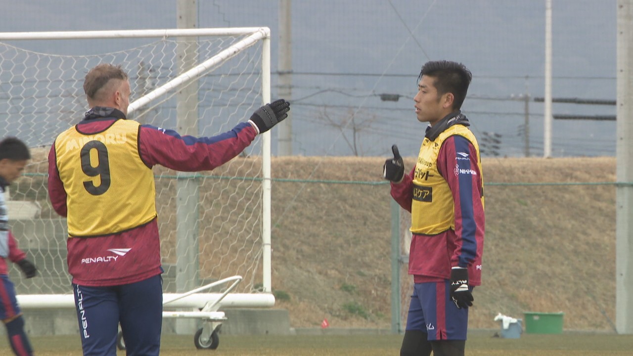 日開幕戦 ファジアーノ岡山の新主将 金山選手がj1昇格へ意気込み 突っ走っていきたい Ksbニュース Ksb瀬戸内海放送