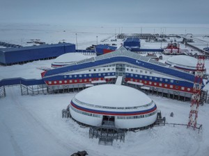 北極海の軍基地に外国メディアを招待したロシアの思惑