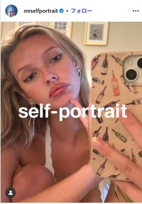 セルフ・ポートレイトのインスタグラム@mrselfportraitより