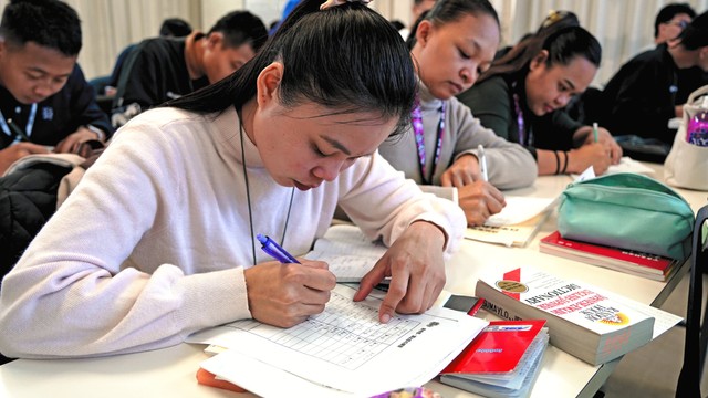 【関連記事】「逃げろ」「押すな」命令口調が飛び交う日本語学校　命を守るために