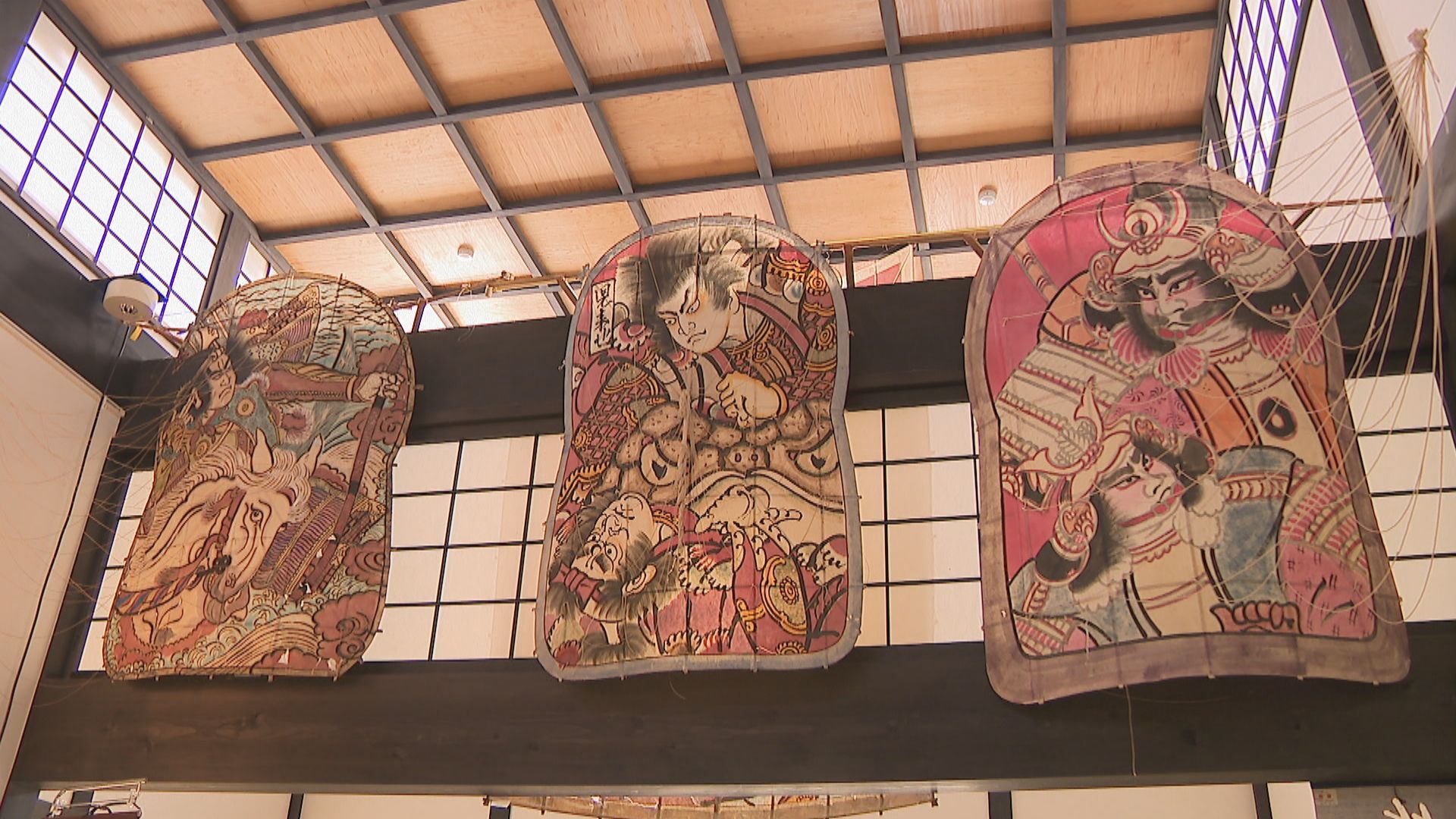 栗林公園で新春 和凧展 「午」の郷土玩具も展示 香川 | KSBニュース
