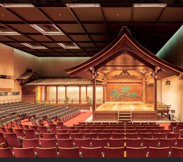 能舞台での音楽フェスは初めてかも