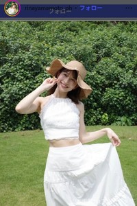 山本里菜1stフォトブックの公式インスタグラム＠rinayamamoto_phより