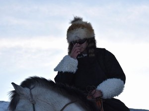 厳寒の街に咲いたヒップホップ　吟遊詩人の系譜を継ぐモンゴルのラッパーたち