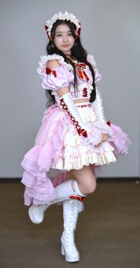 杏ジュリア(撮影・金居みつよし）