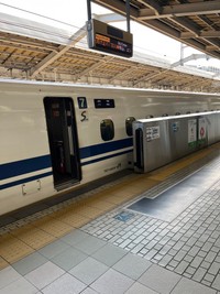 駅内トイレは使えないけど…（今井ようじさん提供）